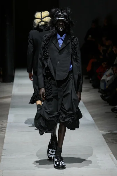 Look 24